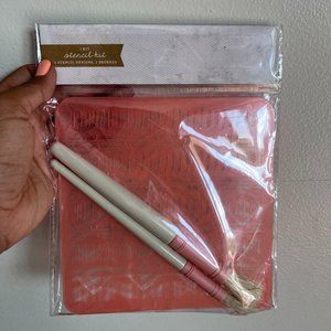 BULLSEYE PLAYGROUND STENCIL KIT 1CT